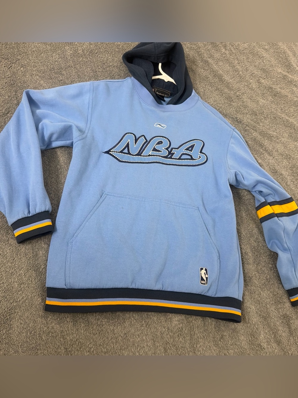 Vintage NBA Boys Pullover Hoodie Size large (14-16 blue